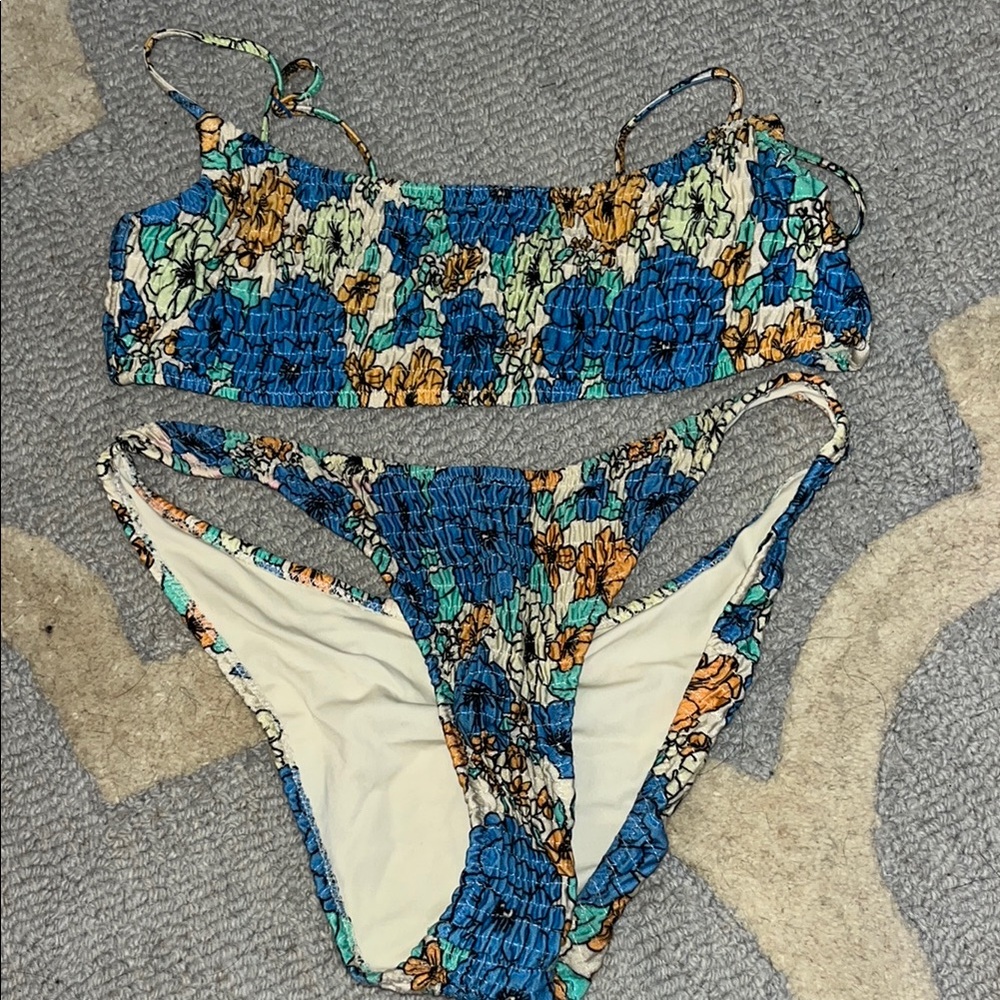 Triangl Swimwear Floral Bikini - Blue and Orange💙🧡🤍